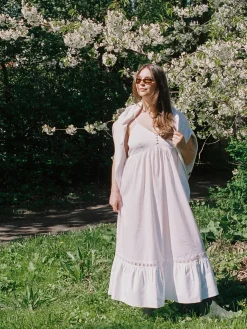 Dresses & Skirts><noscript><img width=