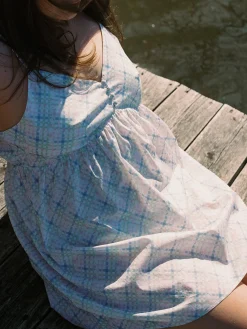 Dresses & Skirts><noscript><img width=