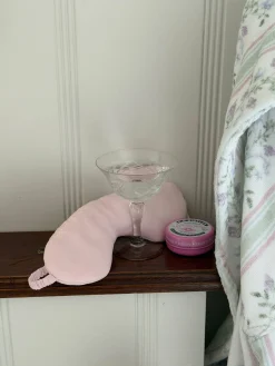 Lounge Accessories|Headbands & Hair Accessories>Djerf Avenue Angel Sleeping Mask Pink