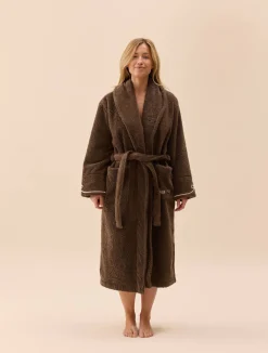 Robes><noscript><img width=