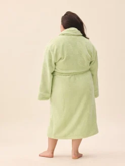 Robes><noscript><img width=