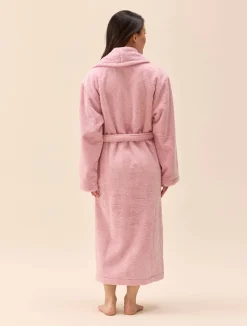 Robes><noscript><img width=