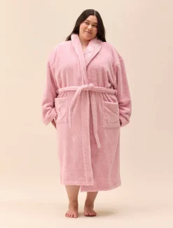 Robes><noscript><img width=