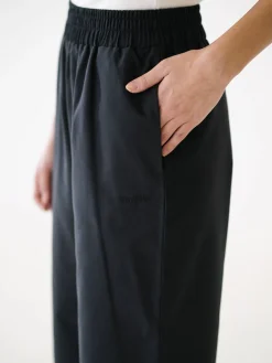 Pants|Sets><noscript><img width=