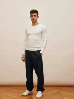 Pants><noscript><img width=