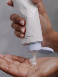 Shampoo & Conditioner><noscript><img width=