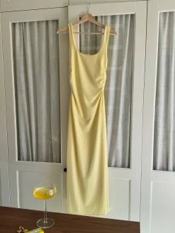 Dresses & Skirts><noscript><img width=