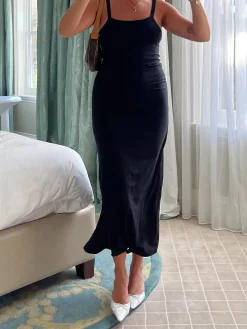 Dresses & Skirts><noscript><img width=