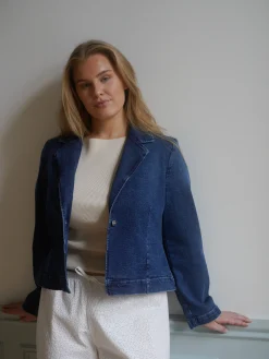 Blazers & Jackets><noscript><img width=