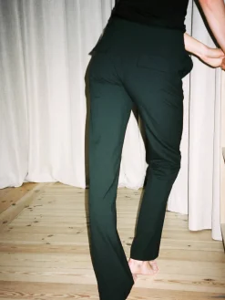 Pants><noscript><img width=