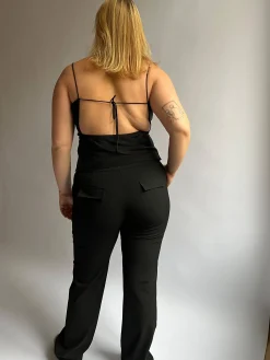Pants><noscript><img width=