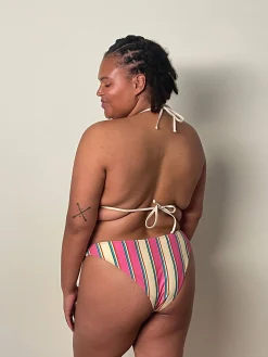 Swimwear><noscript><img width=