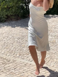 Dresses & Skirts><noscript><img width=