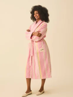 Robes><noscript><img width=