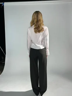 Pants><noscript><img width=