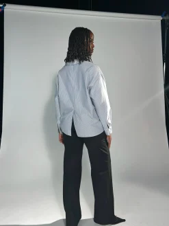 Pants><noscript><img width=