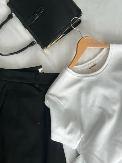 T-Shirts & Tops><noscript><img width=