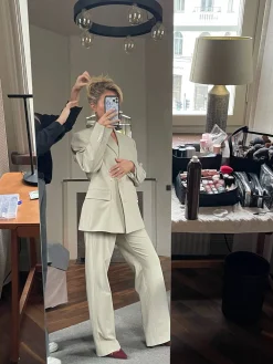 Pants><noscript><img width=