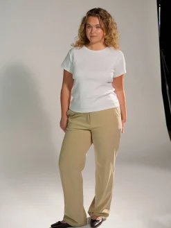 Pants><noscript><img width=