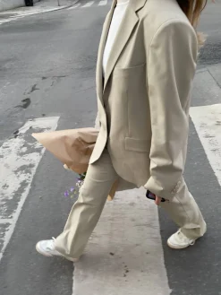 Pants><noscript><img width=