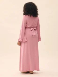 Robes><noscript><img width=