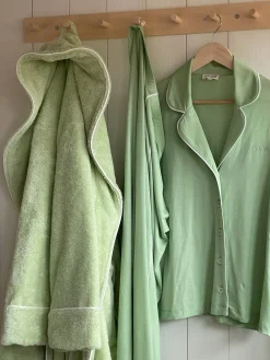 Pjs><noscript><img width=