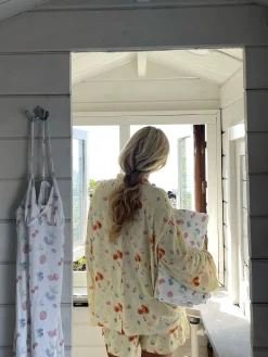 Pjs><noscript><img width=