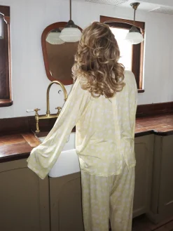 Pjs>Djerf Avenue Go Slow Shirt Lemon Cake