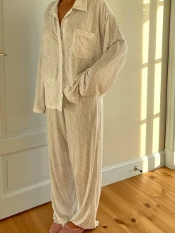 Pjs><noscript><img width=
