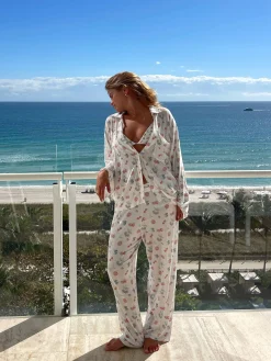 Pjs><noscript><img width=