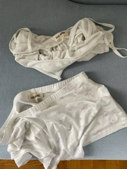 Pjs><noscript><img width=