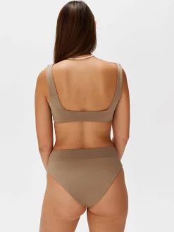 Swimwear><noscript><img width=
