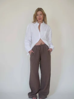 Pants><noscript><img width=