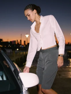 Shirts & Blouses><noscript><img width=