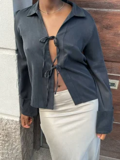 Shirts & Blouses>Djerf Avenue Occasion Top Ash