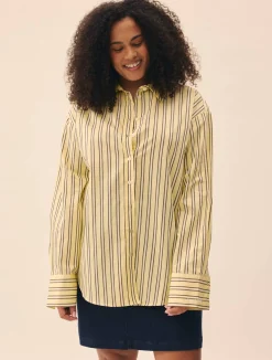 Shirts & Blouses><noscript><img width=