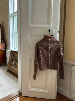Sweaters|Knitwear><noscript><img width=