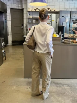 Pants><noscript><img width=