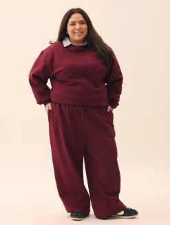 T-Shirts & Tops|Sweaters>Djerf Avenue Staple Sweatshirt Burgundy