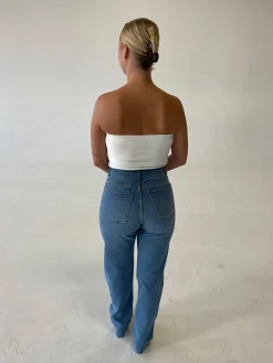 Jeans><noscript><img width=