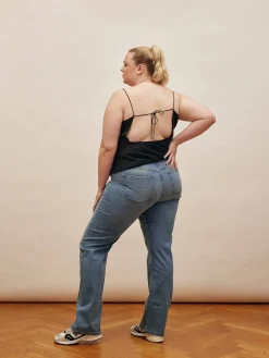 Jeans><noscript><img width=