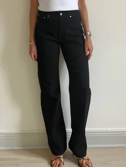 Jeans>Djerf Avenue Straight Jeans Midnight Black