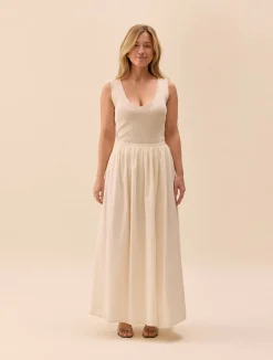 Dresses & Skirts><noscript><img width=