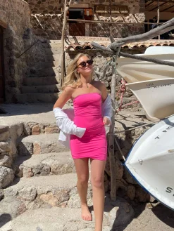Swimwear><noscript><img width=