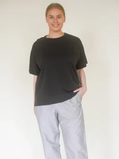 T-Shirts & Tops><noscript><img width=